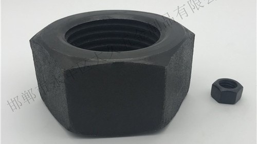 特大螺母生銹問題? 特大螺母生銹問題?