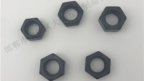 高強(qiáng)度螺栓的螺母和普通的不同嗎 高強(qiáng)度螺栓的螺母和普通的不同嗎